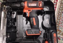 Location outil Perceuse Sans-fil Black et decker près de Ris-Orangis