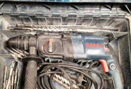 Location outil Burineur perforateur Électrique Bosch pro près de Montélimar
