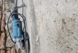 Location outil Découpeuse à disque Électrique Makita près de Marquefave
