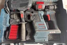 Location outil Burineur perforateur Électrique Bosch pro près de Cadillac-sur-Garonne