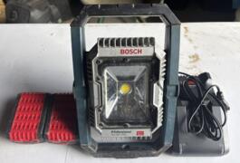 Location outil Éclairage Électrique Bosch pro près de Cadillac-sur-Garonne