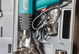 Location outil Décapeur Black et decker près de Saint-Léger-sous-Cholet