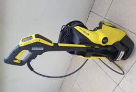 Location outil Nettoyeur haute pression Électrique Karcher près de Bussy-Saint-Georges