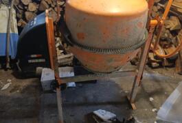 Location outil Bétonnière Électrique Betomix près de Lanvéoc