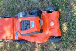 Location outil Tondeuse Thermique Husqvarna près de Tarbes
