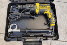 Location outil Perceuse Électrique Stanley près de Louvres