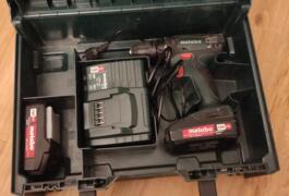 Location outil Perceuse Sans-fil Metabo près de Lyon