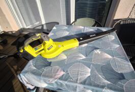 Location outil Aspirateur souffleur Électrique Ryobi près de Castelnau-de-Médoc
