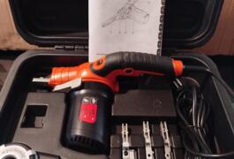Location outil Lime électrique Électrique Black et decker près de Saint-Clair-sur-Epte