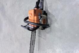Location outil Tronçonneuse Thermique Stihl près de Corbeil essonnes