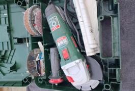Location outil Meuleuse Électrique Bosch près de Marseille
