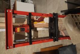 Location outil Presse hydraulique Hydraulique près de Méré