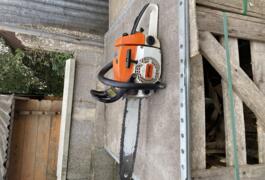Location outil Tronçonneuse Thermique Stihl près de Bailleul