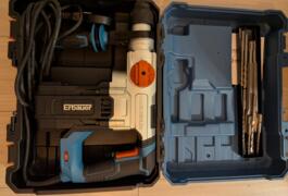 Location outil Burineur perforateur Électrique Erbauer près de Sartrouville