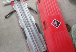 Location outil Coupe carreaux Manuel près de Rumilly