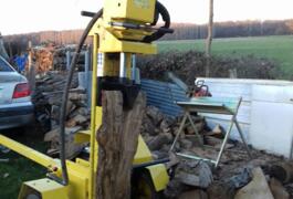 Location outil Fendeuse de buches Pneumatique près de Charentilly