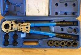 Location outil Pince à sertir près de Le Planois