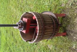 Location outil Pressoir 50 KG près de Beurey