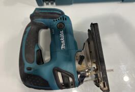 Location outil Scie sauteuse Sans-fil Makita près de Madirac