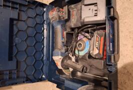 Location outil Meuleuse Sans-fil Bosch près de Montpellier