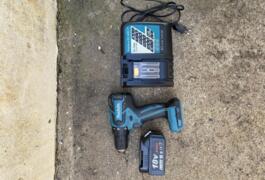 Location outil Perceuse Sans-fil Makita près de Saint-Nazaire