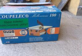 Location outil Coupe carreaux Électrique près de Llauro