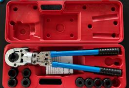 Location outil Pince à sertir près de Saint-Germain-Nuelles