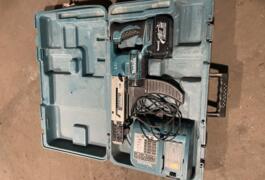 Location outil Mitraillette Makita près de Villeneuve-d'Ascq