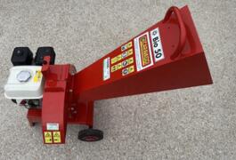 Location outil Broyeur de végetaux Thermique près de Saint-Cyr-sous-Dourdan