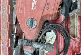 Location outil Marteau piqueur Électrique Hilti près de Nogent-le-Roi