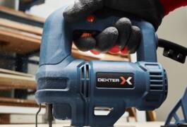 Location outil Scie sauteuse pendulaire Filaire Deko près de Sommières