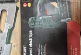 Location outil Agrafeuse Électrique Parkside près de Sermaises