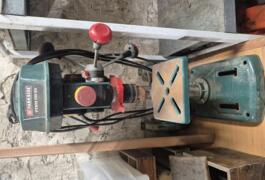 Location outil Perceuse sur colonne Électrique Parkside près de Sermaises