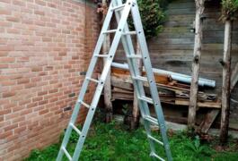 Location outil ECHELLE 3 PLANS  près de Faches-Thumesnil