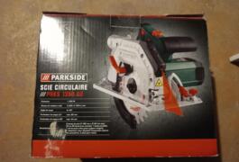 Location outil Scie circulaire Électrique Parkside près de Andrésy