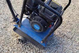 Location outil Plaque vibrante près de Montceau-les-Mines