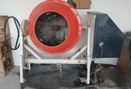 Location outil Bétonnière thermique 340L près de Chasseneuil-du-Poitou