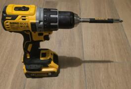 Location outil Visseuse Sans-fil Dewalt près de Claye-Souilly