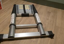 Location outil Échelle Alu près de Claye-Souilly