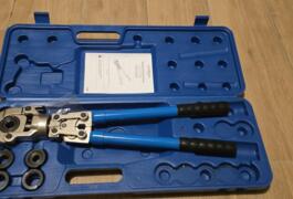 Location outil Pince à sertir près de Claye-Souilly