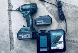 Location outil Visseuse Électrique Makita près de Chelles