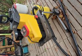 Location outil Broyeur de végetaux Électrique près de Saint-Lon-les-Mines