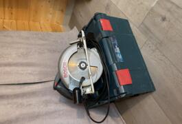 Location outil Scie circulaire Électrique Bosch près de Sainte-Maxime