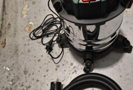 Location outil Aspirateur eau poussière Électrique Parkside près de Amiens