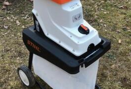 Location outil Broyeur de végetaux Électrique Stihl près de Mesnil-Saint-Nicaise