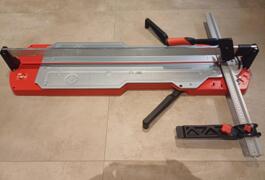 Location outil Coupe carreaux Manuel près de Montaud