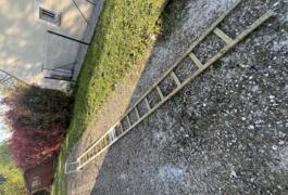 Location outil Échelle Alu près de Semoy