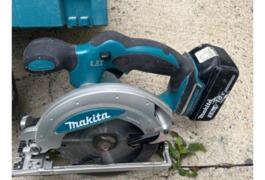 Location outil Scie circulaire Électrique Aeg près de Mallièvre