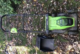 Location outil Tondeuse Électrique près de Fontenilles