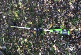 Location outil Débroussailleuse Sans-fil près de Fontenilles